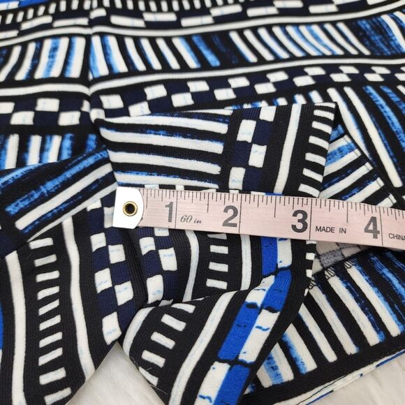 J. Crew Size 2 Geometric Print Shorts - Picture 7 of 9